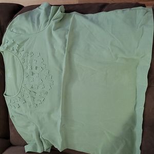 Tee with little flowers